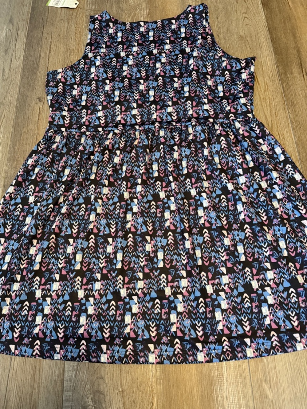 Women’s Woolrich blue and pink sleeveless midi sundress with a geometric pattern - Picture 6 of 7